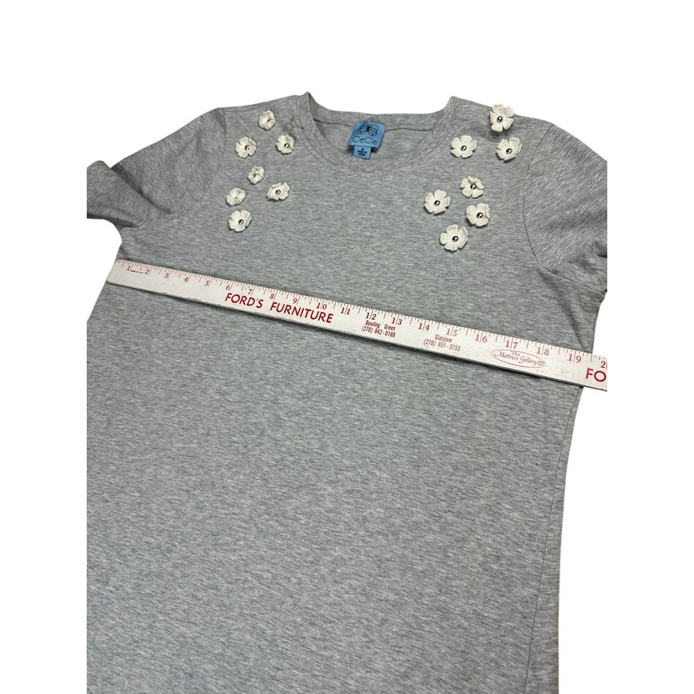 Cece Gray Floral Appliqué T-shirt Dress With Ruffle Medium Crewneck Short Sleeve - Picture 6 of 9